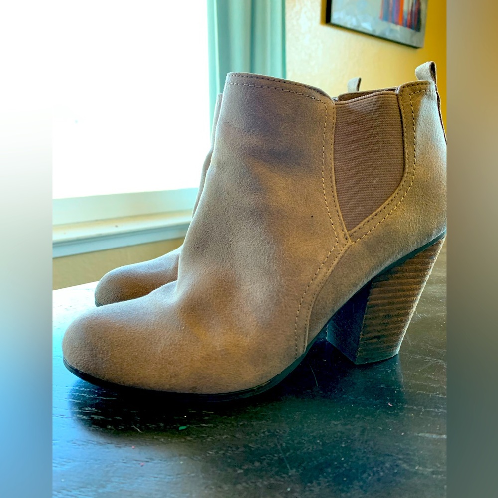 Fergie ankle boots